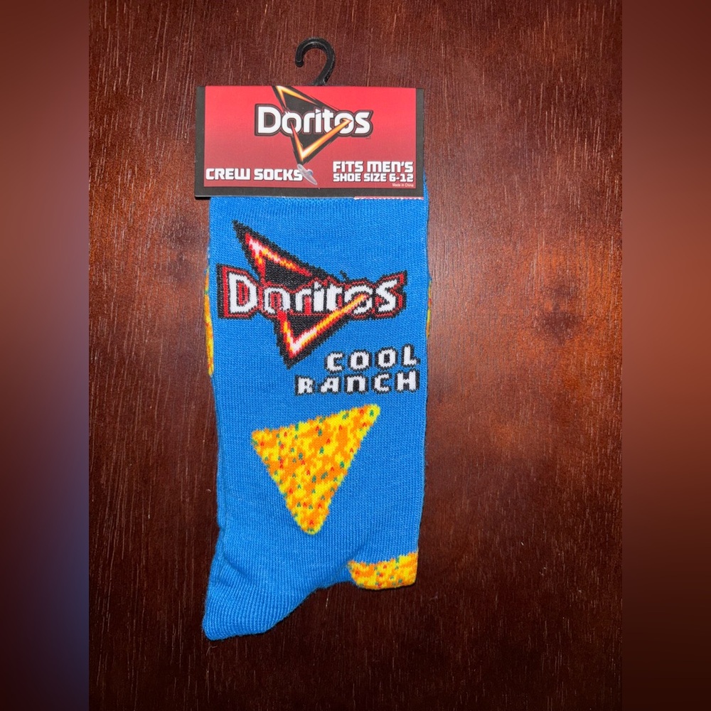 DORITOS COOL RANCH NOVELTY CREW SOCKS NWT MEN’S SHOE SIZE 6-12